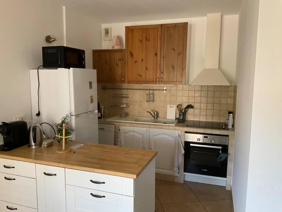 Akropole De Caroline, Central, Lumineux, Calme, Free Parking, Lift, 3 Beds Draguignan Exterior foto